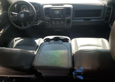 2019 Ram 1500 Classic Tradesman z USA, uszkodzony, nr VIN 1C6RR6KM9KS747773